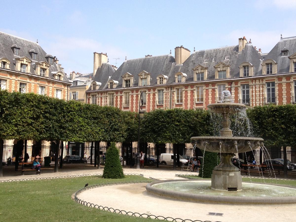 New Chic Flat : Le Marais - Place Des Vosges Paris Exteriör bild